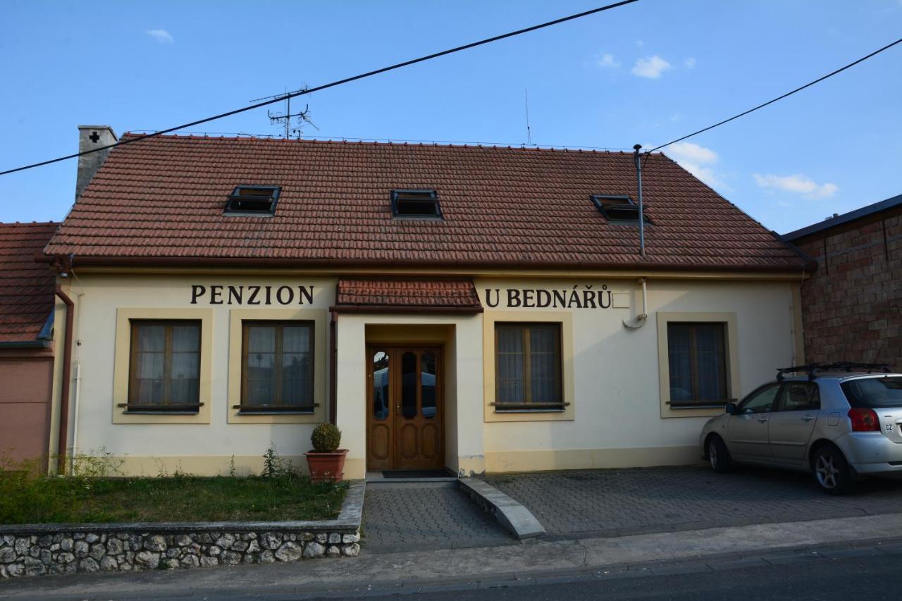 Penzion U Bednaru Pavlov Luaran gambar